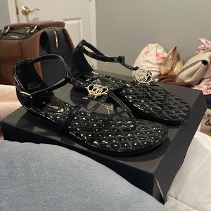 Black flat sandals